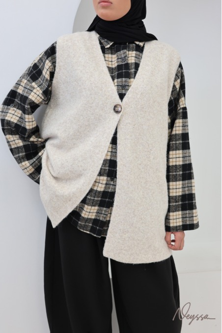 Gilet en maille effet laine sans manches col V avec bouton beige