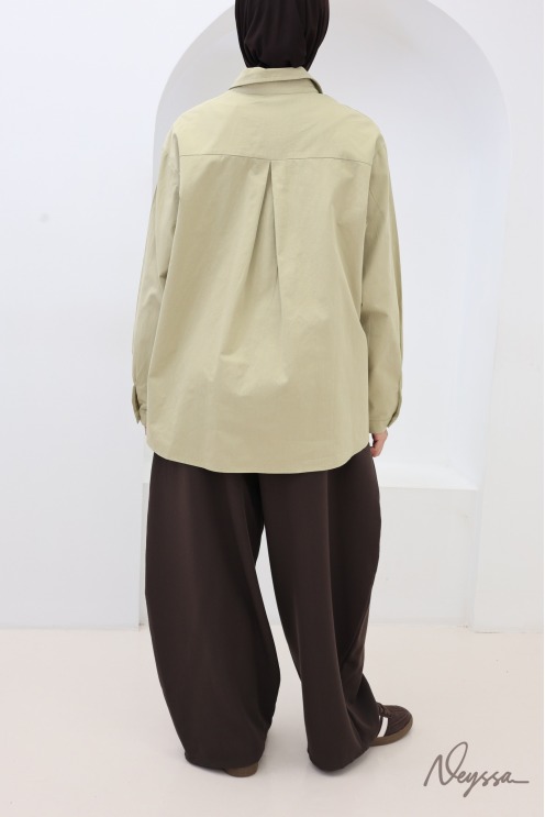 Mid-length 100% cotton shirt—a great fall outfit idea for hijabi women