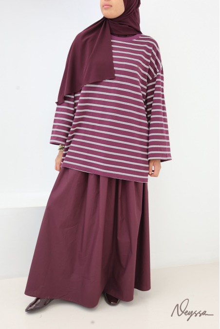 Hijab Oberteil: Streifenshirt Bordeaux / weiße Streifen | Neyssa