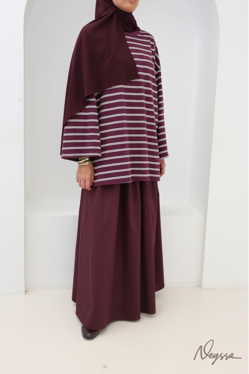 Hijab Oberteil: Streifenshirt Bordeaux / weiße Streifen | Neyssa