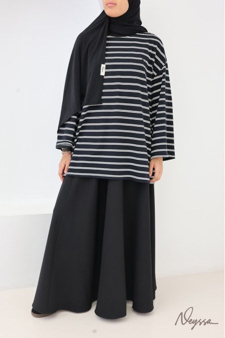 Hijab Oberteil: Streifenshirt Schwarz / weiße Streifen | Neyssa