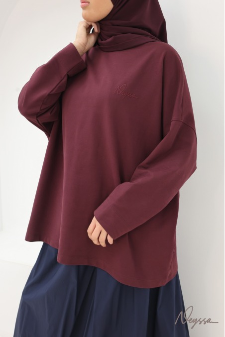 T-shirt bordeaux mi-long femme hijabi pour le sport | Neyssa