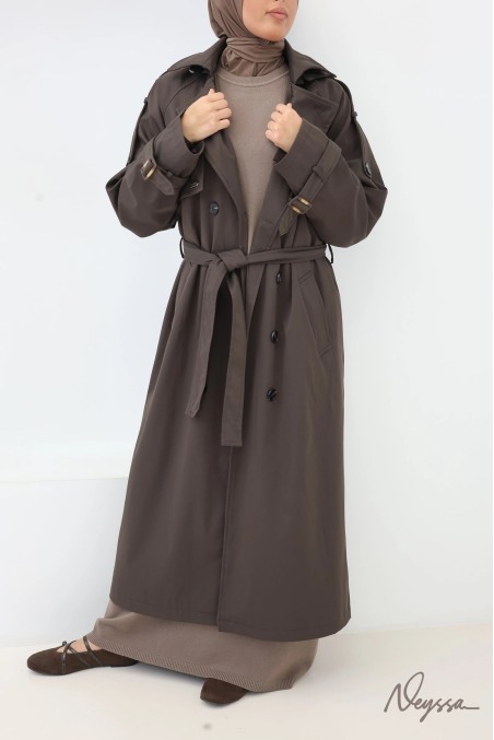 Trench long à capuche chocolat femme voilée | Neyssa