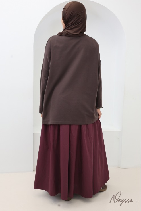 Chocolate Mid-Length Hijab Sportswear T-Shirt | Neyssa
