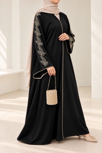 Abaya black woman with embroidery, modern ample outfit for the Eid