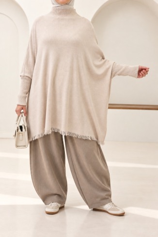 Pull en maille col montant mi long à franges pour femme hijabi