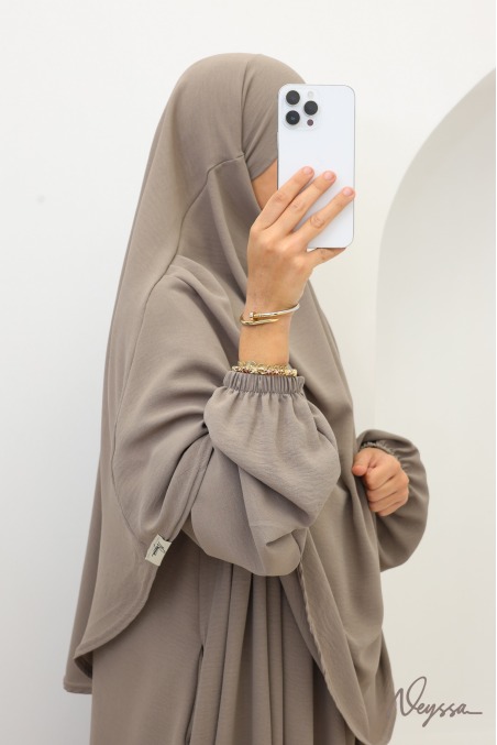 Ensemble abaya khimar Tawaf Taupe pour la Omra | Neyssa