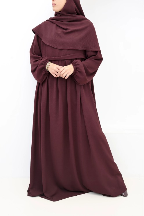 Ensemble abaya khimar Tawaf Dark Cherry pour la Omra | Neyssa