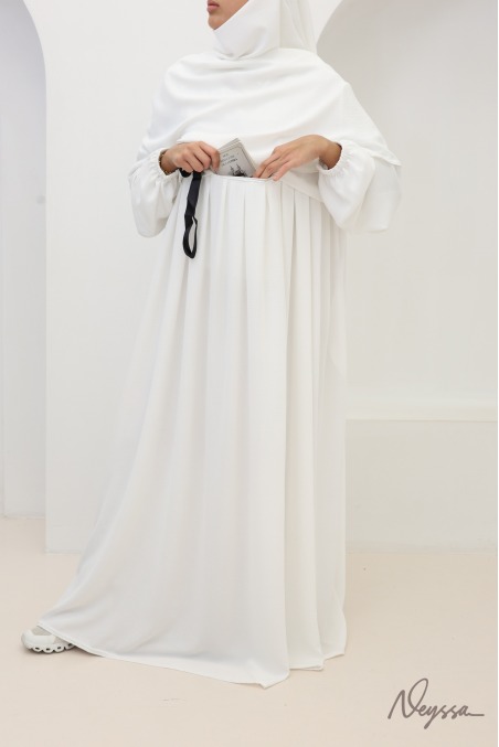 Ensemble abaya khimar Tawaf Ivoire pour la Omra | Neyssa