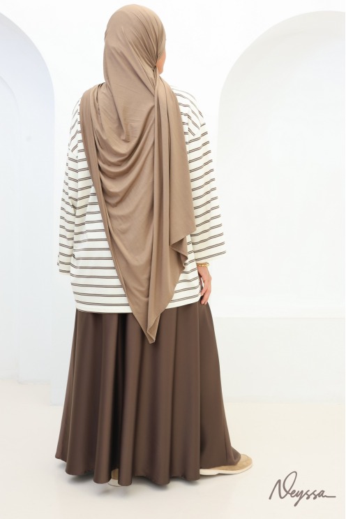 Brown satin flared maxi skirt with belt