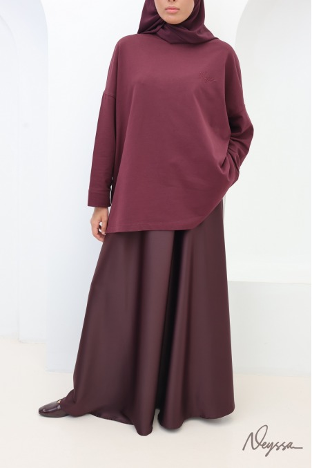 Jupe longue coupe évasée satinée marron avec ceinture