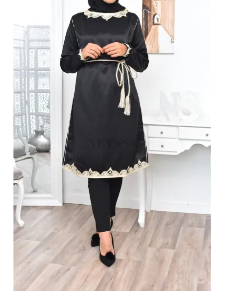 Caftan court  Noir fete haute couture broderie Maroc Valentino brodé.