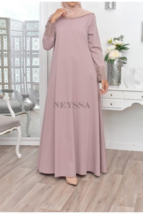 Superbe abaya islamique manches dentelle sans artifice casual