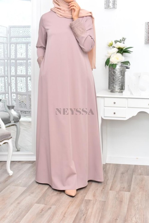 Superbe abaya islamique manches dentelle sans artifice casual