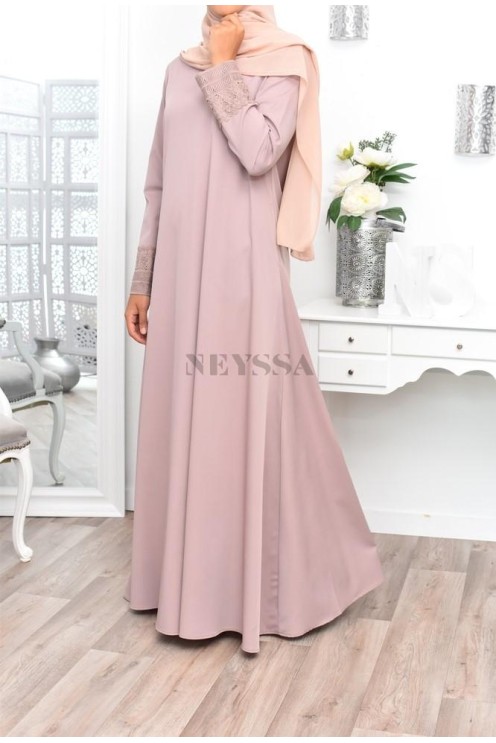 Superbe abaya islamique manches dentelle sans artifice casual