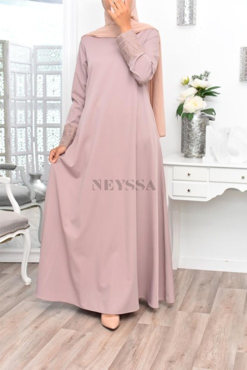 Superbe abaya islamique manches dentelle sans artifice casual