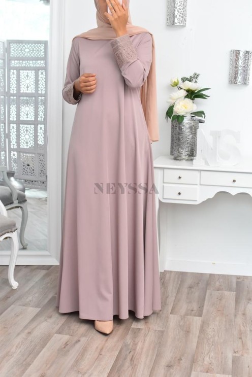 Superbe abaya islamique manches dentelle sans artifice casual