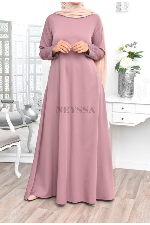 Superbe abaya islamique manches dentelle sans artifice casual