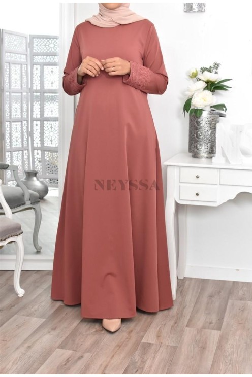 Superbe abaya islamique manches dentelle sans artifice casual