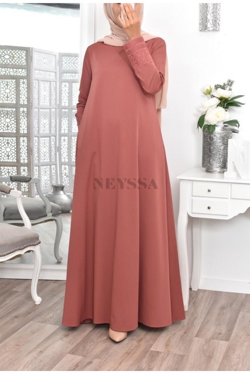 Superbe abaya islamique manches dentelle sans artifice casual