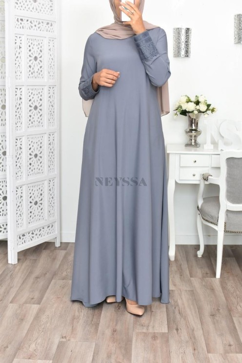 Superbe abaya islamique manches dentelle sans artifice casual