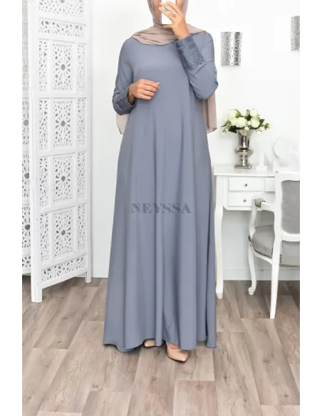 Superbe abaya islamique manches dentelle sans artifice casual