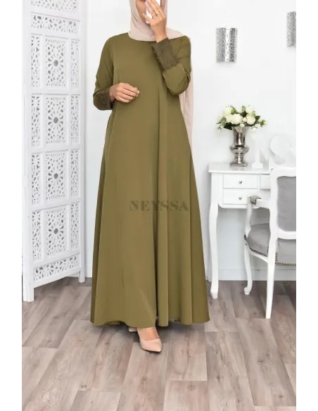 Superbe abaya islamique manches dentelle sans artifice casual