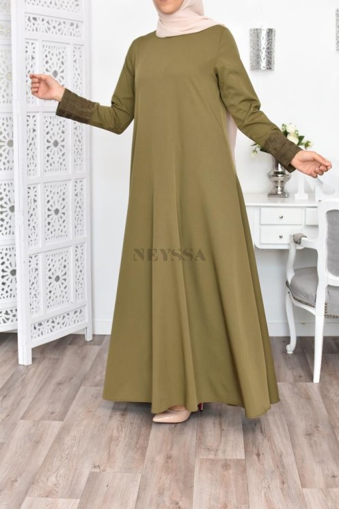 Superbe abaya islamique manches dentelle sans artifice casual