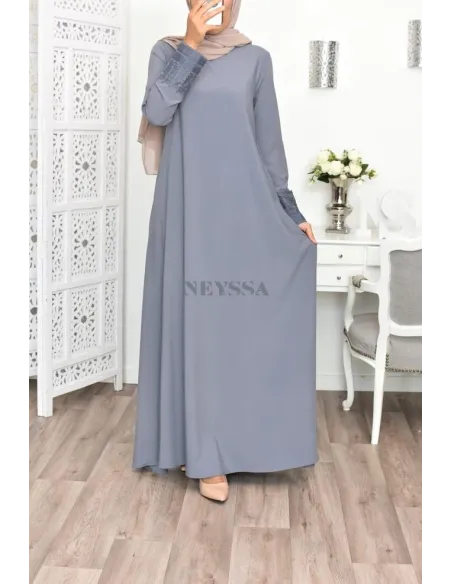 Superbe abaya islamique manches dentelle sans artifice casual