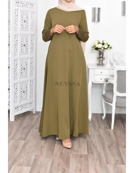 Superbe abaya islamique manches dentelle sans artifice casual
