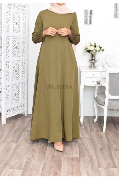 Superbe abaya islamique manches dentelle sans artifice casual