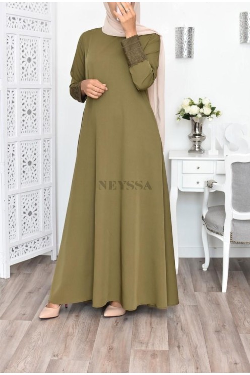 Superbe abaya islamique manches dentelle sans artifice casual