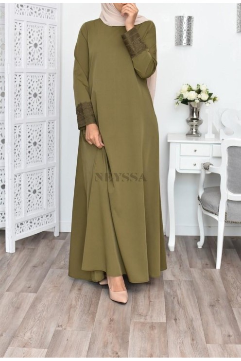 Superbe abaya islamique manches dentelle sans artifice casual