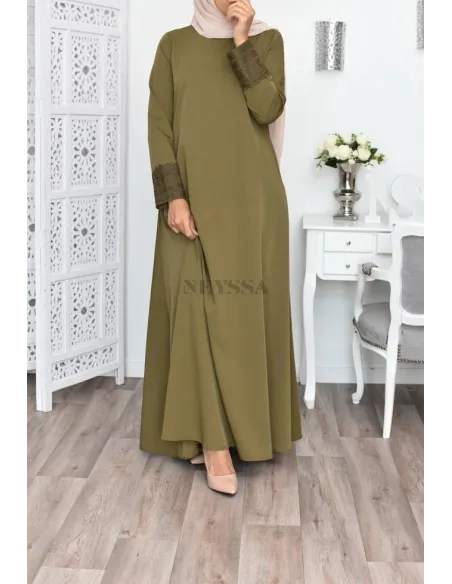 Superbe abaya islamique manches dentelle sans artifice casual