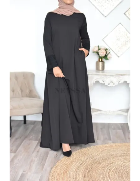 Superbe abaya islamique manches dentelle sans artifice casual