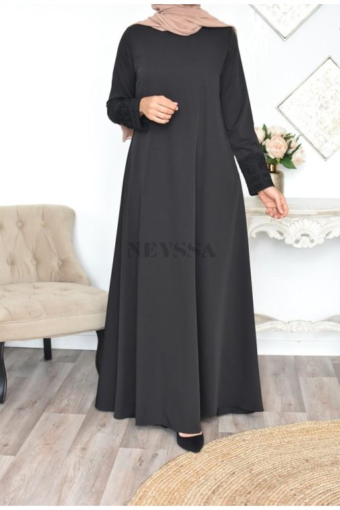 Superbe abaya islamique manches dentelle sans artifice casual