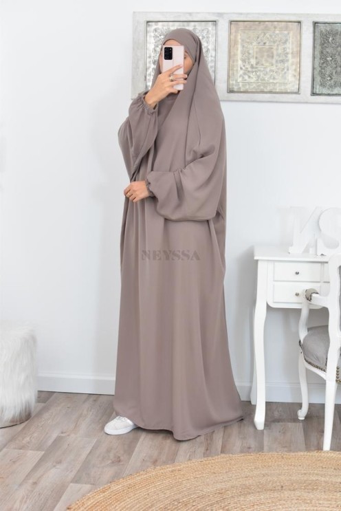 Jilbab une pièce long fluide et pas cher