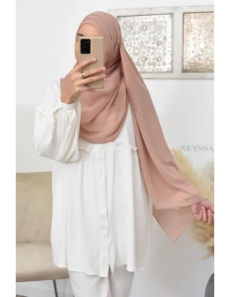 Inspiration hijab turc prêt à enfiler hijab simple bonnet croisé