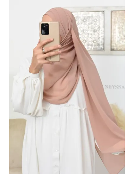 Inspiration hijab turc prêt à enfiler hijab simple bonnet croisé