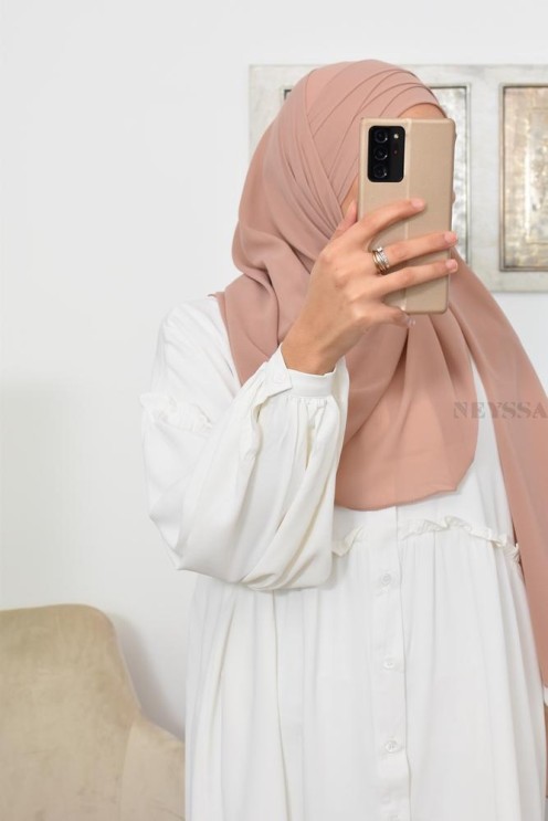 Inspiration hijab turc prêt à enfiler hijab simple bonnet croisé