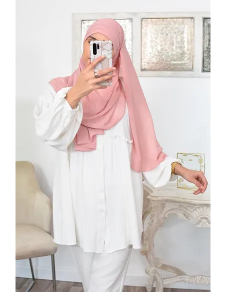 Inspiration hijab turc prêt à enfiler hijab simple bonnet croisé