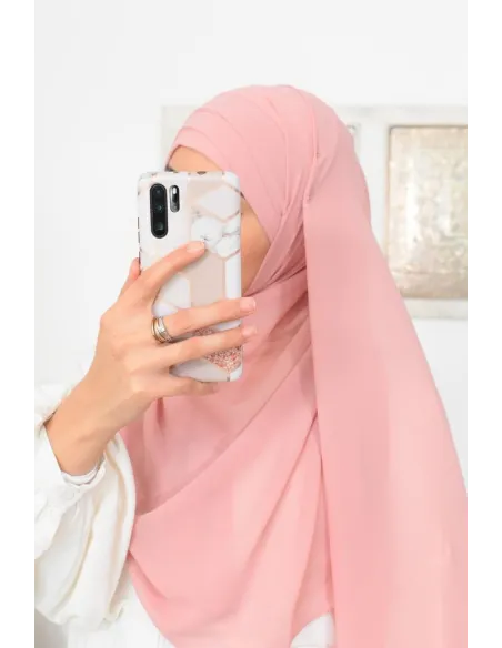 Inspiration hijab turc prêt à enfiler hijab simple bonnet croisé