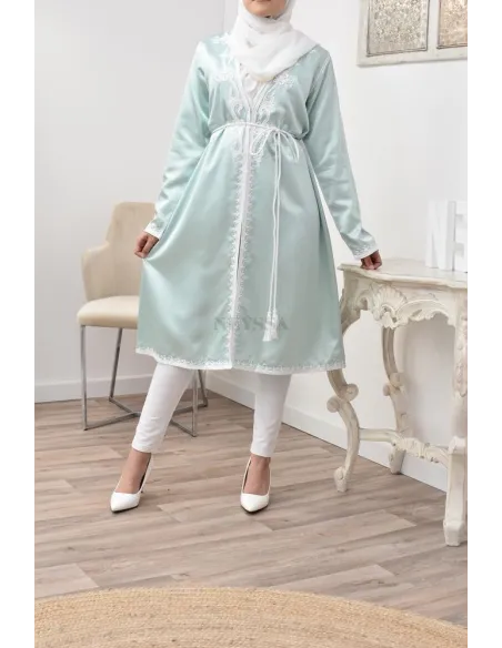 Kimono Caftan brodé sfifa maroccaine coupe droite haute couture satin