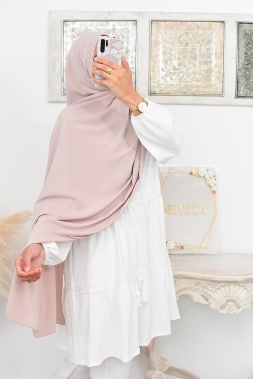 Hijab soie de Médine moderne et pas cher haut de gamme