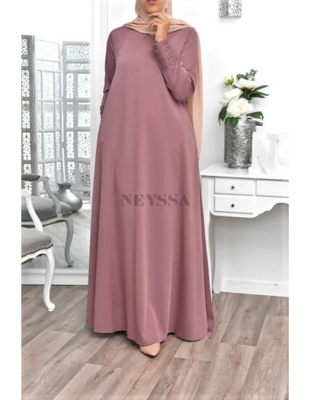 Superbe abaya islamique manches dentelle sans artifice casual