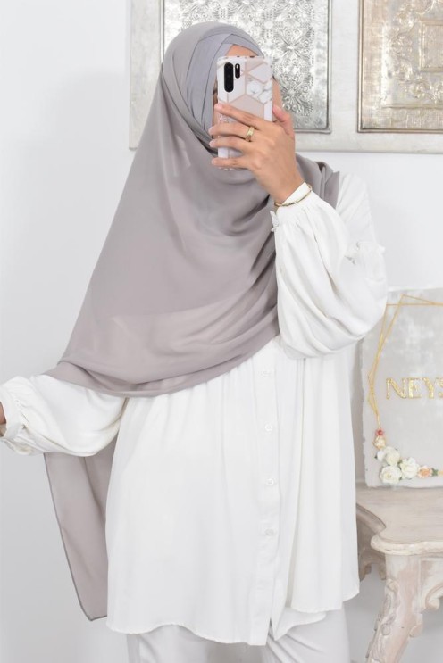 Turkish hijab inspiration ready to put on simple hijab cross cup