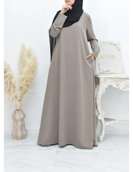 Superbe abaya islamique manches dentelle sans artifice casual