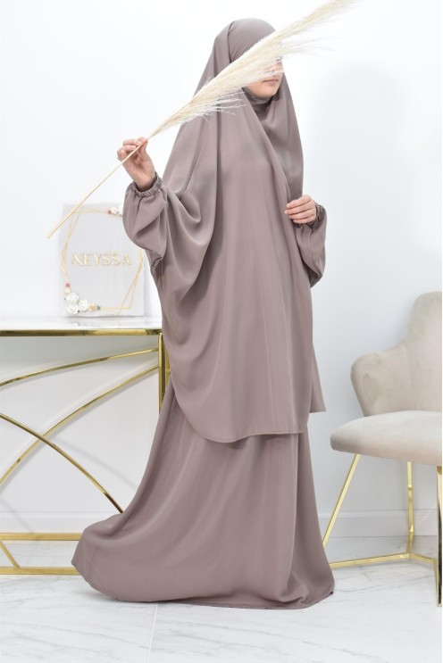 Ensemble jilbab 2 pièces tissu haut de gamme couleurs tendances