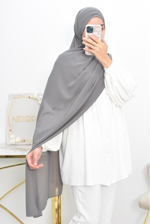 Inspiration hijab turc prêt à enfiler hijab simple bonnet croisé