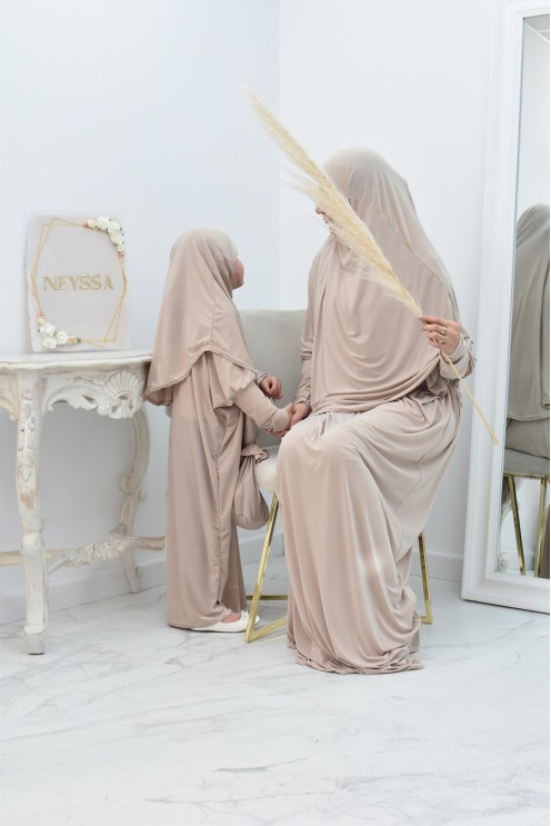 Abaya Gebetsschmetterling mit integriertem Hijab und Tasche zum besten Preis